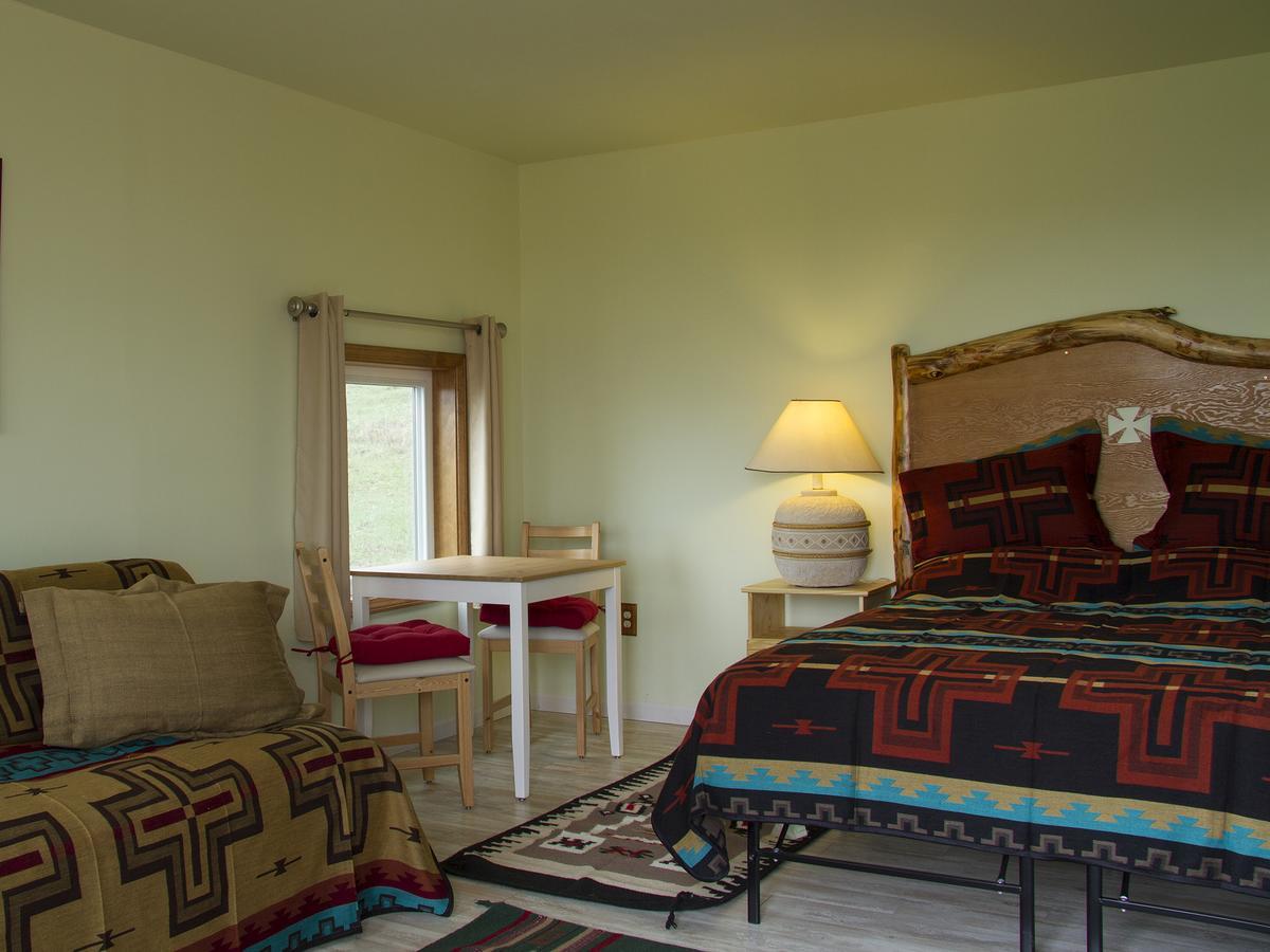 Lodgepole Gallery *