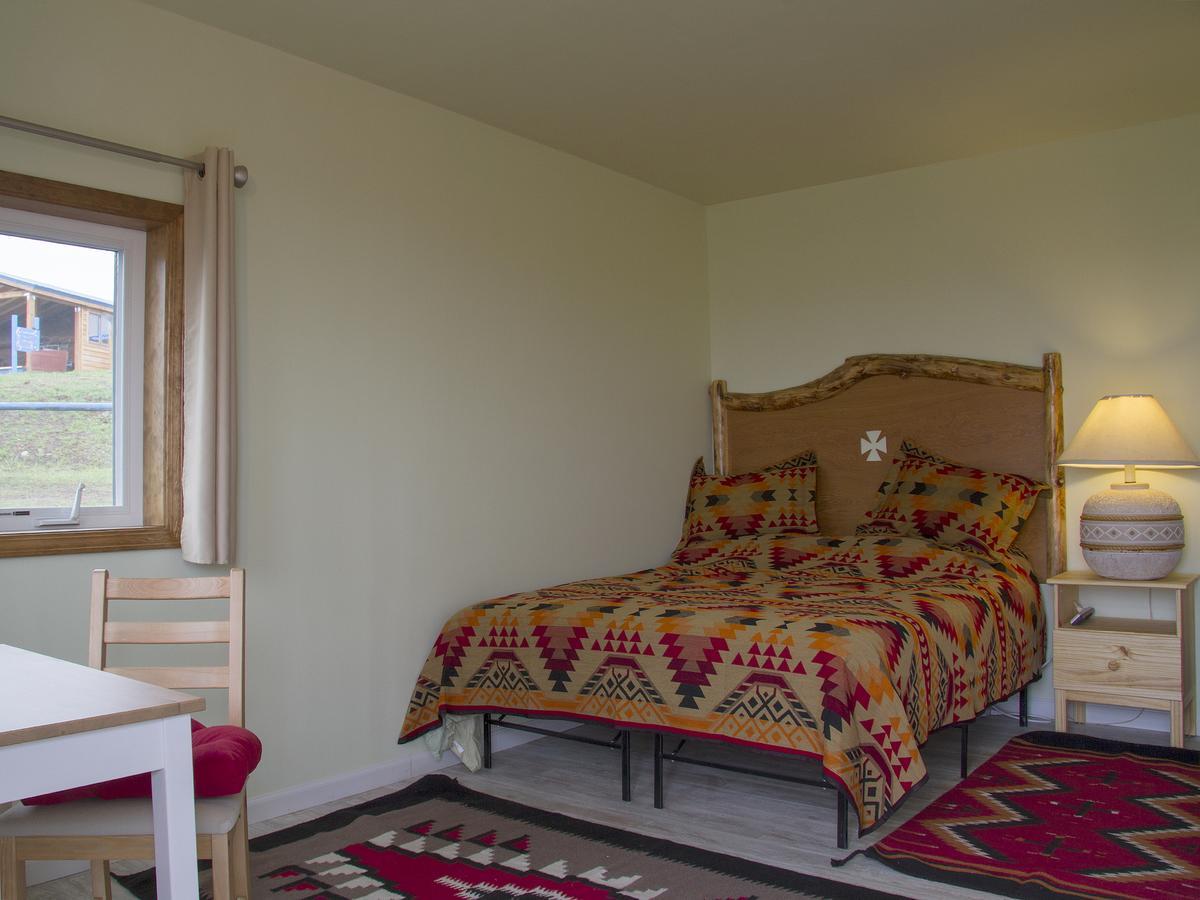 Luxury tent Lodgepole Gallery Browning